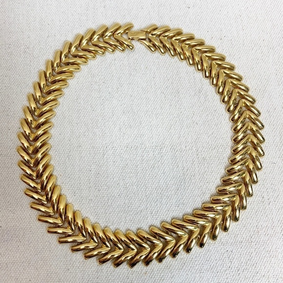RoAn Gold Tone Link 18” Necklace - Picture 3 of 7